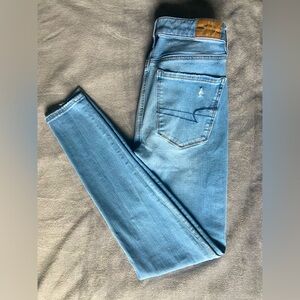 American Eagle Super Hi-Rise Jegging